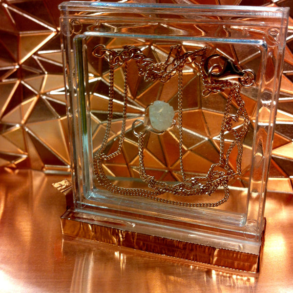 Albedonite UV-sensing Pendant